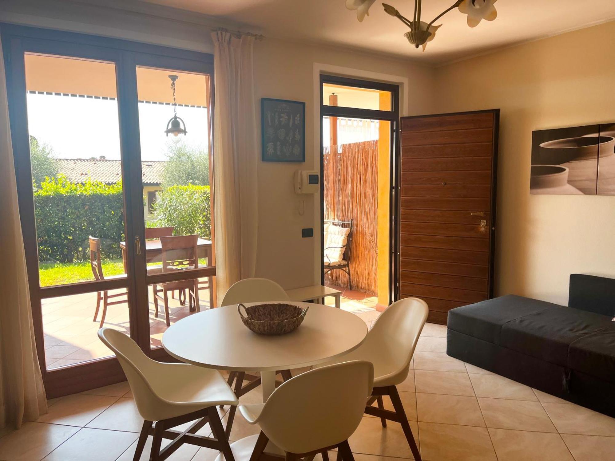 Feli Holiday Home - Panoramic Pool Lake View In Gardone Riviera Exterior photo